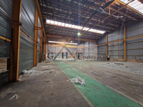A LOUER 1130 M² ENTREPOT ET BUREAUX A+ TERRAIN A BOBIGNY 17500 93000 Bobigny