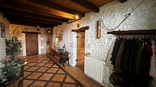  Maison � vendre 10 pi�ces 313 m�