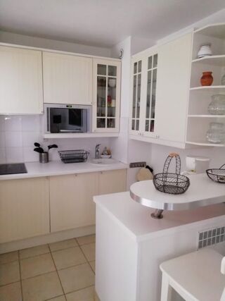 Appartement à louer 2 pièces 32 m²