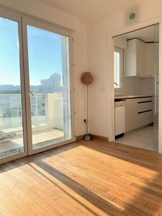  Appartement à louer 4 pièces 80 m²