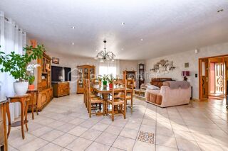  Maison à vendre 7 pièces 320 m²