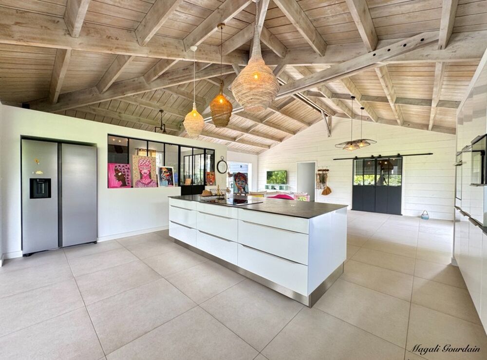 VILLA CONTEMPORAINE D'EXCEPTION - SAINTE ANNE