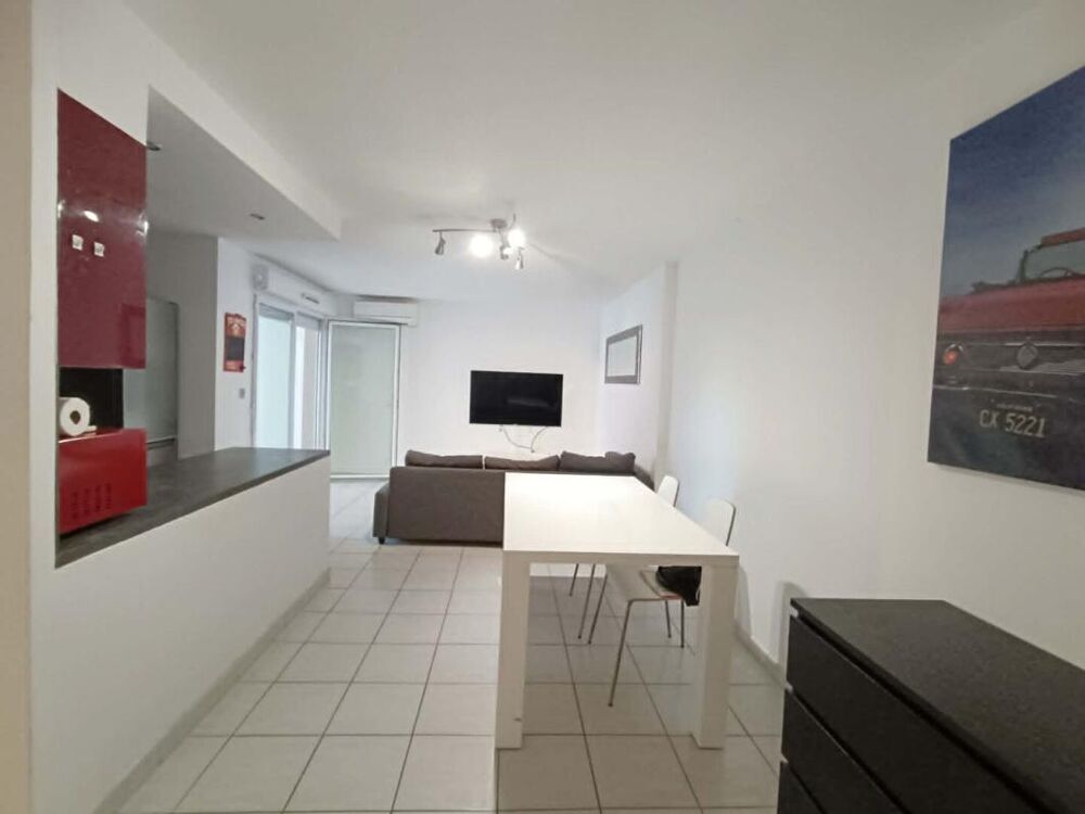 Vente Appartement Appartement T2  Avec TERRASSE  couverte et Place de Parking Istres
