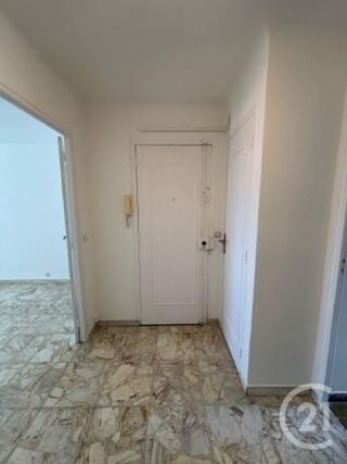  Appartement à louer 3 pièces 52 m²