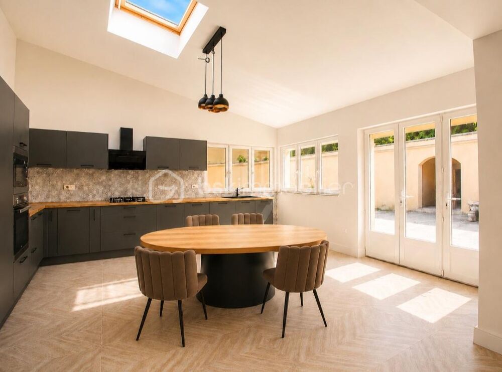 à vendre  Propriété/château Douai (59500)