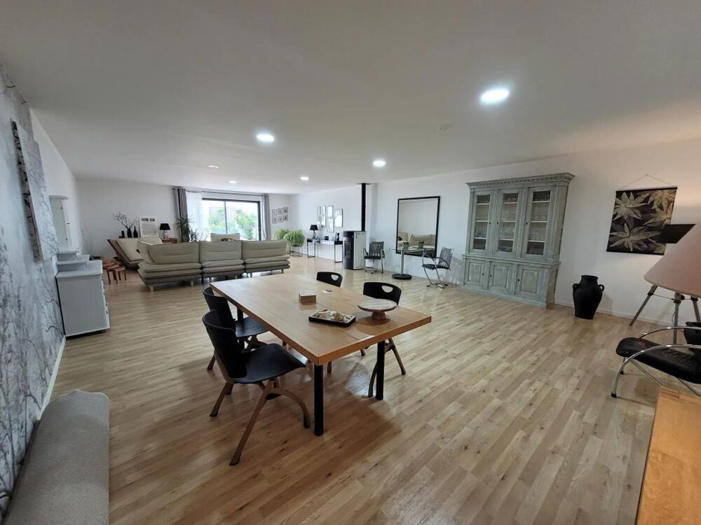 Vente Maison Maison de 5 pièces de 220 m² à Les Portes du Coglais Les portes du coglais