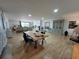  Maison à vendre 5 pièces 220 m²