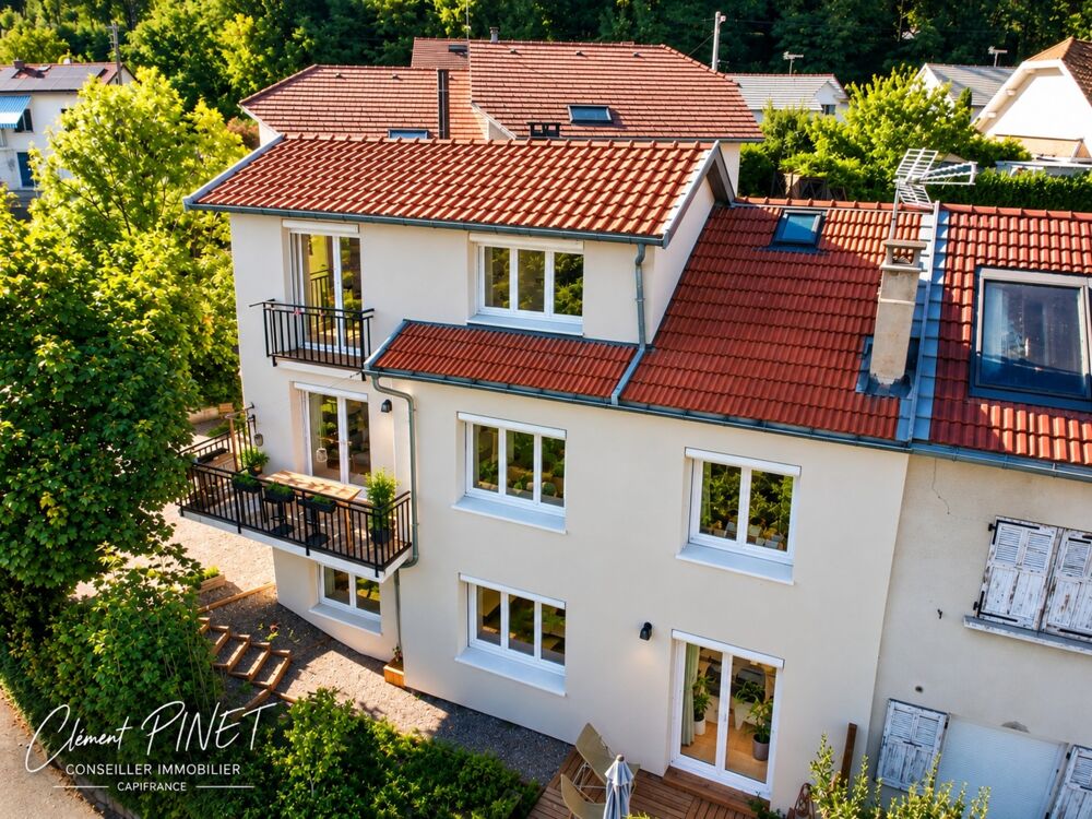 Maison rénovée denviron 150 m² avec jardin  Proche centre-ville de Gap