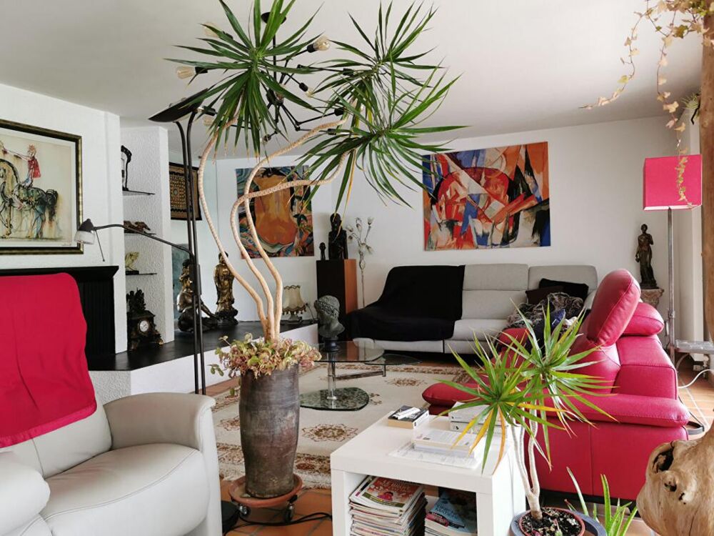 Maison St Gervais 11 pièces en vente à termes occupée