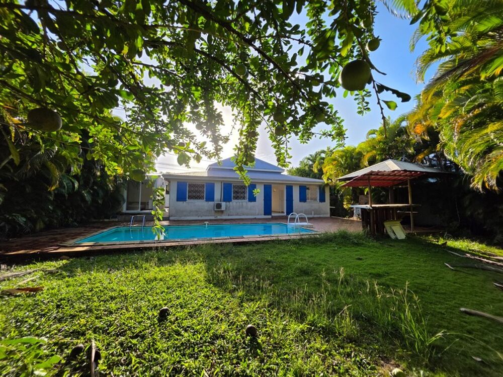 JOLIE MAISON + STUDIO ET PISCINE BAIE MAHAULT (971)