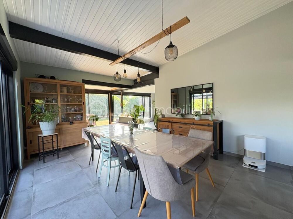 Vente Villa Villa individuelle de 180 m² au coeur de Sainghin-en-Mélantois - 5 chambres - caves- jardin - double garage Sainghin en melantois