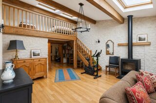  Propriété/château à vendre 7 pièces 216 m²