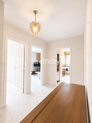  Appartement à vendre 5 pièces 82 m²