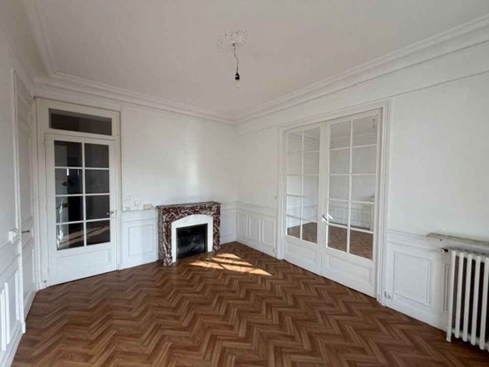 À VENDRE  Superbe appartement de caractère à Saint-Étienne