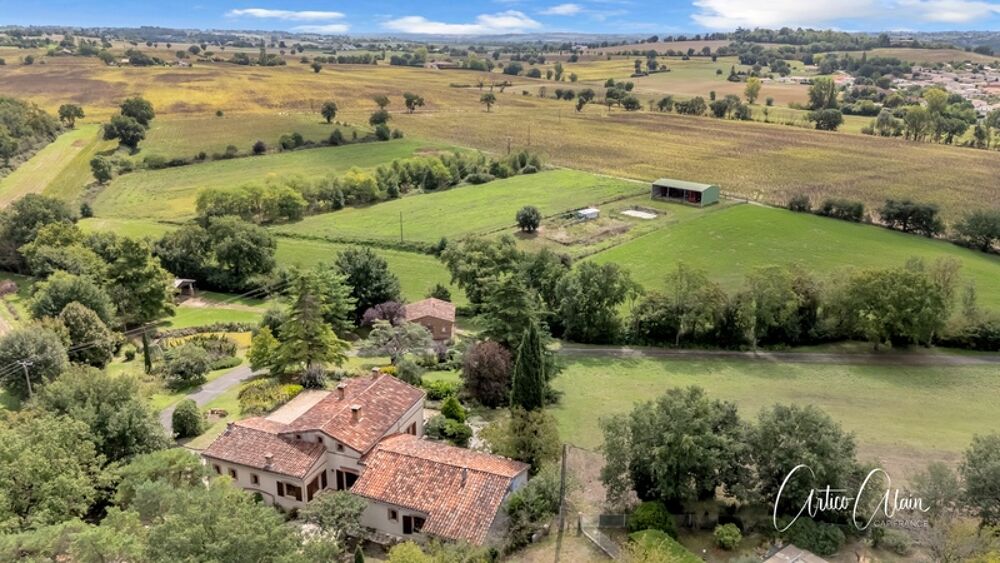 maison de caractère de 283 m² avec dépendances et fort potentiel sur plus de 9 000 m² de terrain