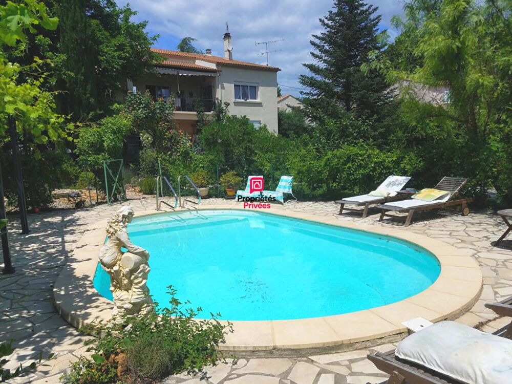 Maison 12 pièces 322 m² avec piscine à Clarensac