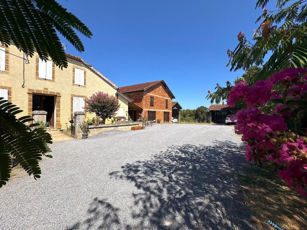 Maison 5 pièces 165 m² · à Le Houga · 165 m² · 215 000 €