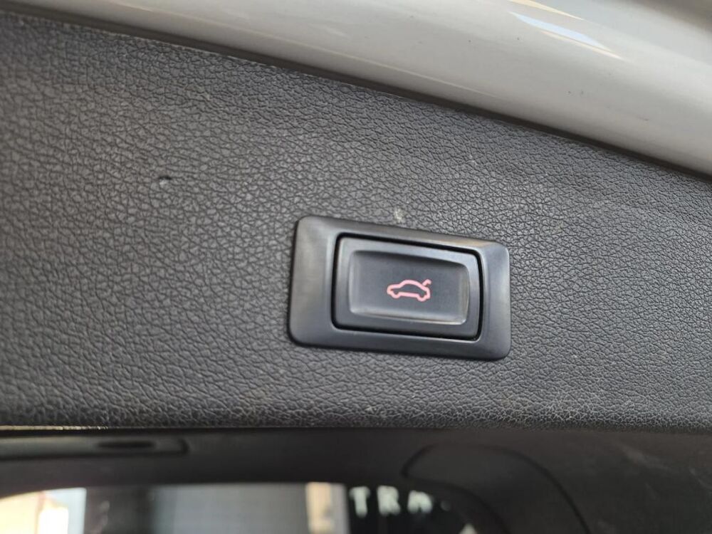 Q5 2.0 TDI Avus quattro (130kW) sline 2014 occasion 06700 Saint Laurent Du Var