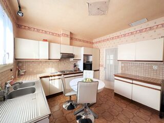  Appartement à vendre 7 pièces 196 m²