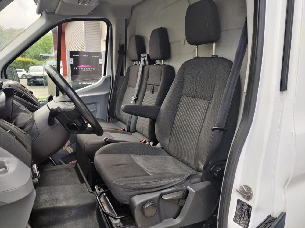 Transit FOURGON T310 L2H3 2.2 TDCI 100 AMBIENTE 2015 occasion 78200 Mantes La Jolie