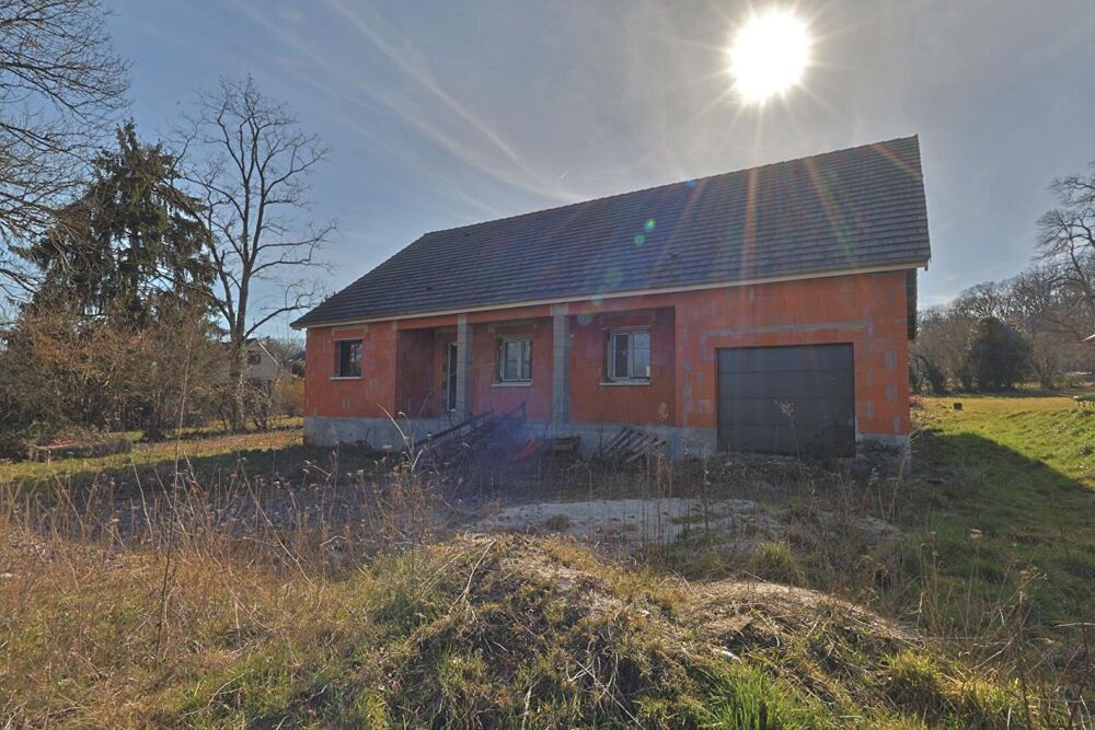 Maison 1 pièce 130 m² · à Acheres · 130 m² · 83 000 €