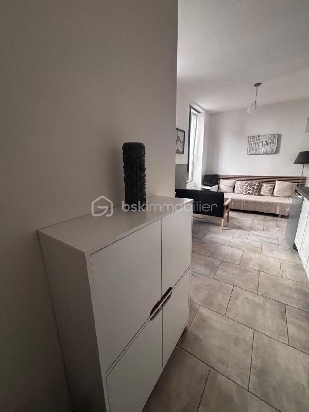 Location Appartement Studio meublé refait à neuf avec goût - Cœur de ville (Salon-de-Provence) Salon de provence