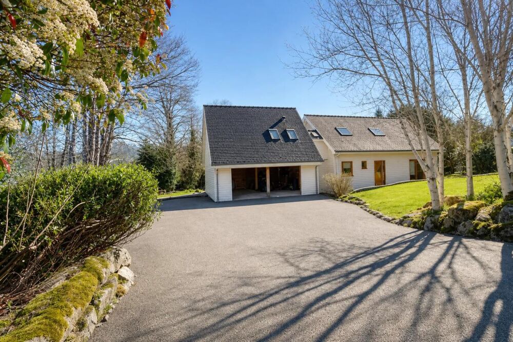 Maison bois lumineuse, plain-pied et nature