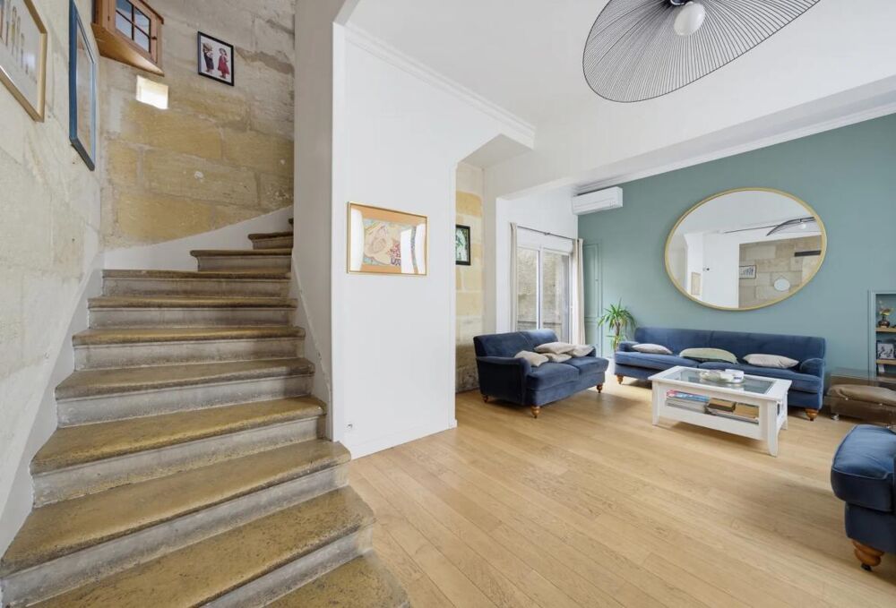 Maison de 6 pièces de 117 m² à Talence