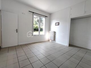  Immeuble � vendre 15 + pi�ces 486 m�