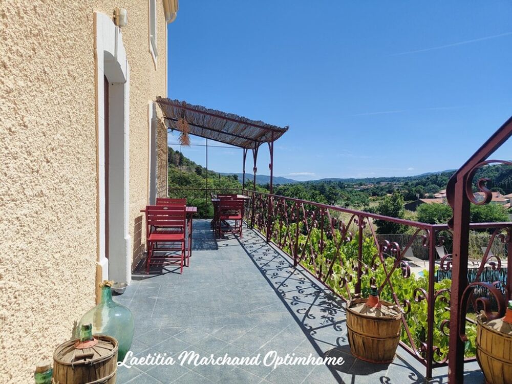 Maison de Maître 300 m²  7 chambres  Piscine  Jardin  Panneaux Solaires  Proche Prades