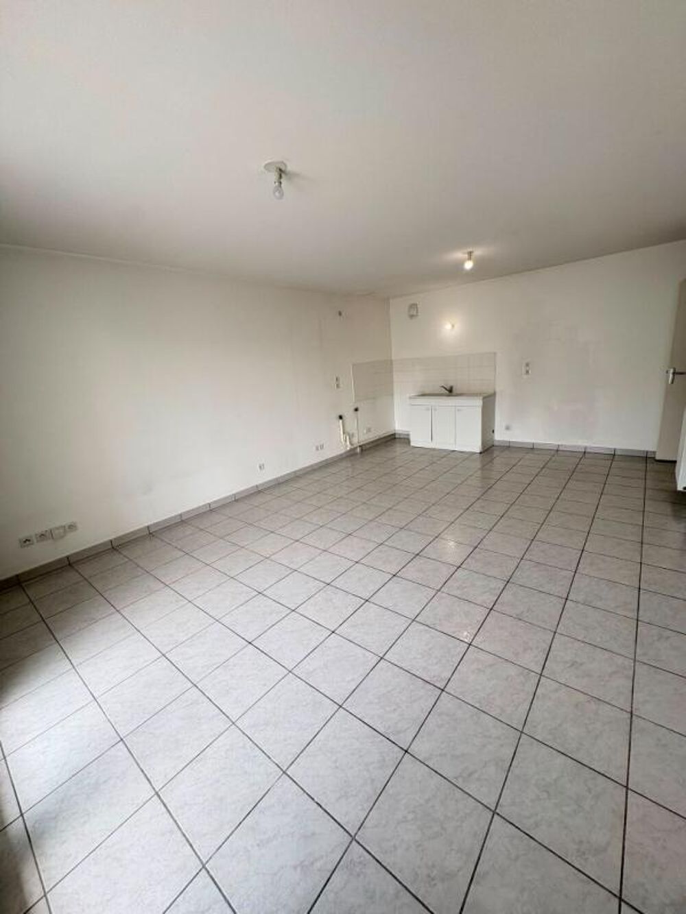 Location Appartement T3 de 65 m² à Vénissieux à partir de 943,16 CC Venissieux