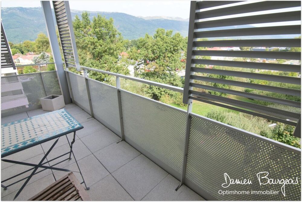T3 avec terrasse, vue sur le Jura et garage