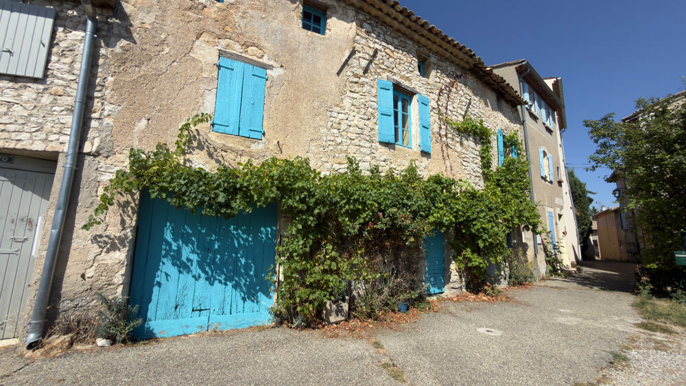 Maison 7 pièces 191 m² · à Saint Trinit · 191 m² · 180 000 €