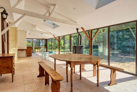   Maison en hameau sur la commune de Chateau thebaud Maison - 12 pice(s) - 254 m