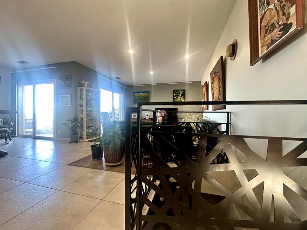 Maison 4 faces avec suite parentale, sous-sol aménagé et vue dégagée ? Tresserre