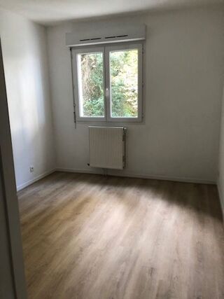 Appartement à louer 2 pièces 52 m²