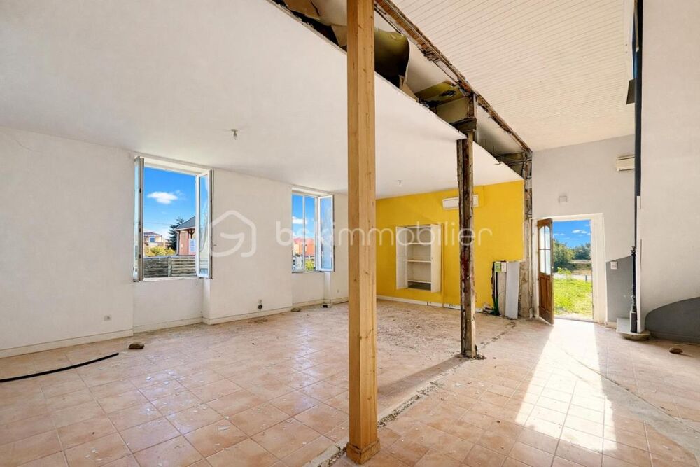 DUPLEX-JARDIN À CRÉER - 132m² DANS UNE BÂTISSE EN PIERRES DORÉES