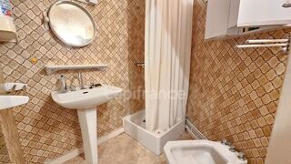  Immeuble � vendre 12 pi�ces 240 m�