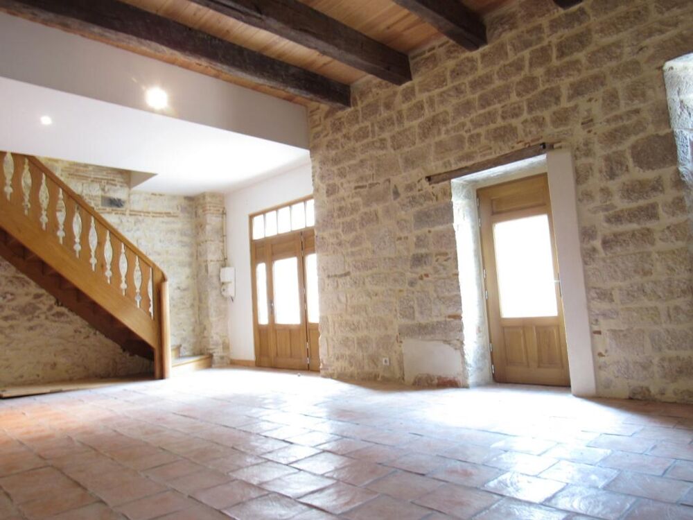 GRANDE MAISON MEDIEVALE DE VILLAGE ENTIEREMENT RENOVEE DPE EN B AVEC UNE PETITE MAISON QUI SERT DE GARAGE 290000€