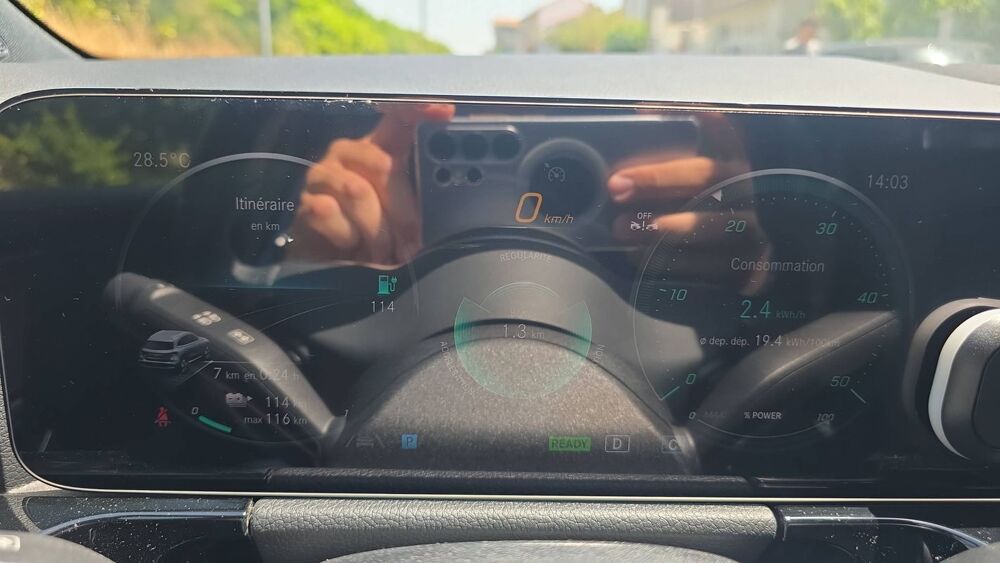 Classe E EQA 70 kWh 250+ &Eacute;dition - Premi&egrave;re main Garantie constructeu 2023 occasion 17000 La Rochelle