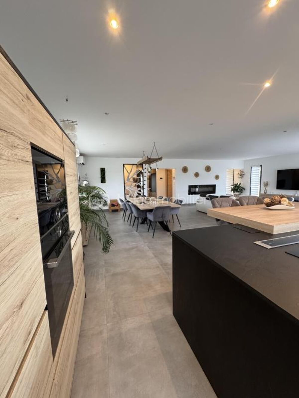 Vente Villa 34370 MARAUSSAN - VILLA 2023 - PLAIN PIED - 163m2 - TERRAIN 1040m2 - DOUBLE GARAGE - PISCINE - POOL HOUSE - Maraussan