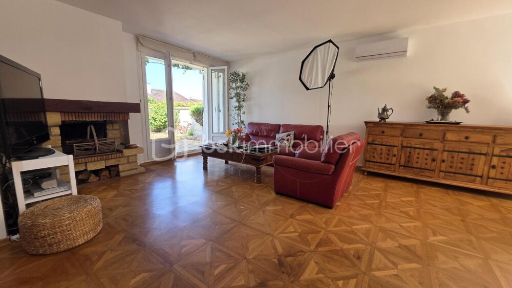 Vente Maison Maison plain-pied 115 m2 - 4 chambres - terrain 500 m2 - piscine Saint germain les corbeil