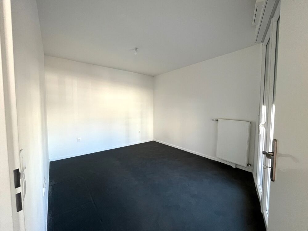 Location Appartement Appartement T2 avec parking et balcon à Corbeil Essonne Corbeil essonnes
