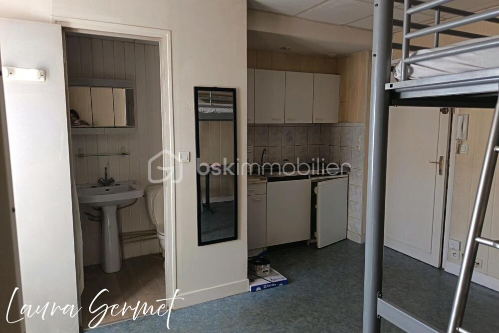 À louer  Studio meublé idéal étudiant  10,7 m²  Châteauroux