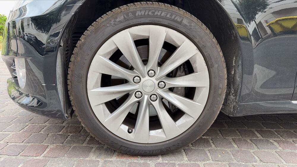 Model S AWD 100 kWh Dual Motor Long Range - Premi&egrave;re main Automatiqu 2018 occasion 92800 Puteaux