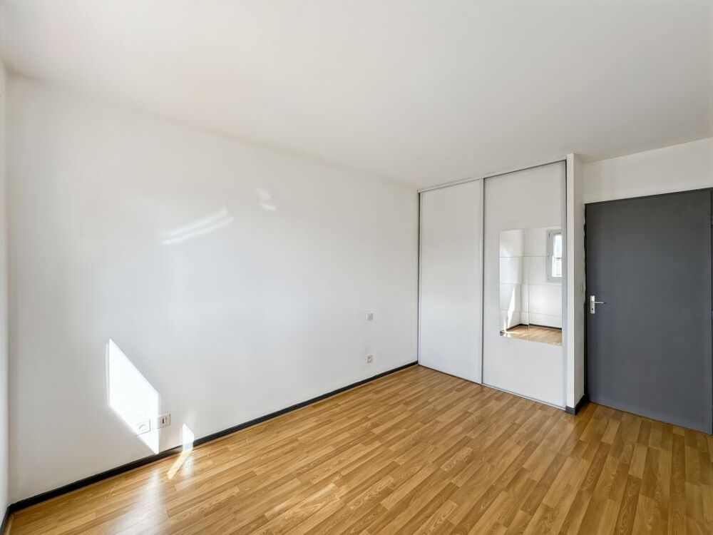 Vente Appartement À Vendre - Appartement T2 avec Stationnement et Balcon Toulouse