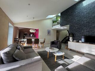  Maison à vendre 10 pièces 340 m²