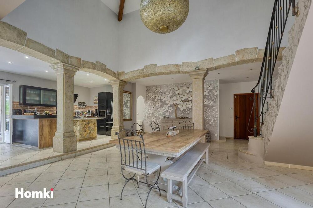 � vendre  Villa Rocbaron (83136)