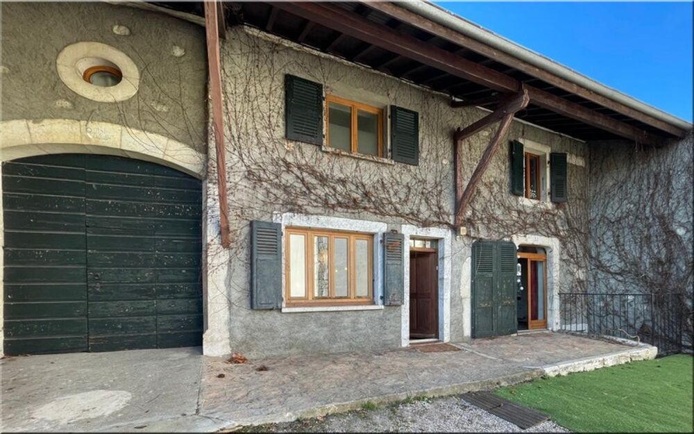 Maison à vendre 6 pièces THOIRY (01) Maison de village de charme - 240 m² habitables - Jardin - Grange