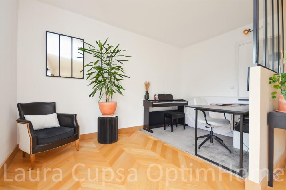 Vente Appartement SCEAUX - 8 MIN RER SCEAUX - 7P - 120, 95 M² - 2 BALCONS - 4E ET DERNIER ETAGE - 2 CAVES - BOX ET PARKING LIBRE DANS RESIDENCE FE Sceaux